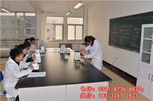 眼视光实验课堂1.jpg 2024-03-15分类